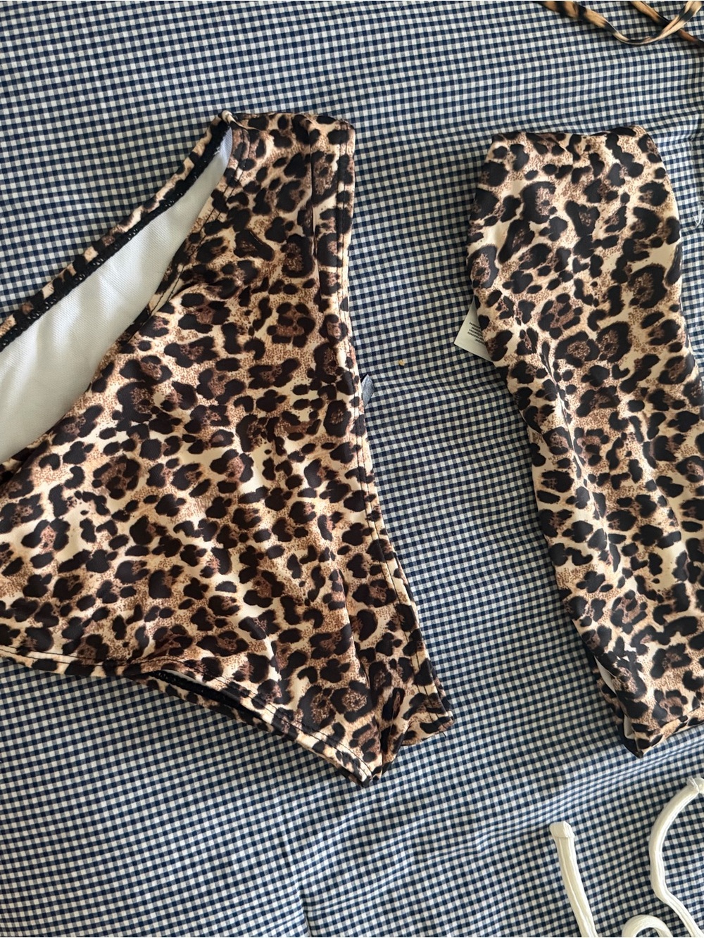 PrettyLittleThing Leopard Print Bikini Bottoms in Brown and Black